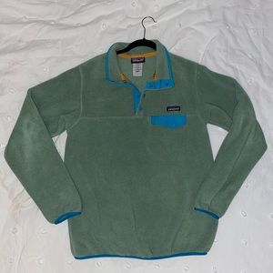 Green Patagonia Pullover